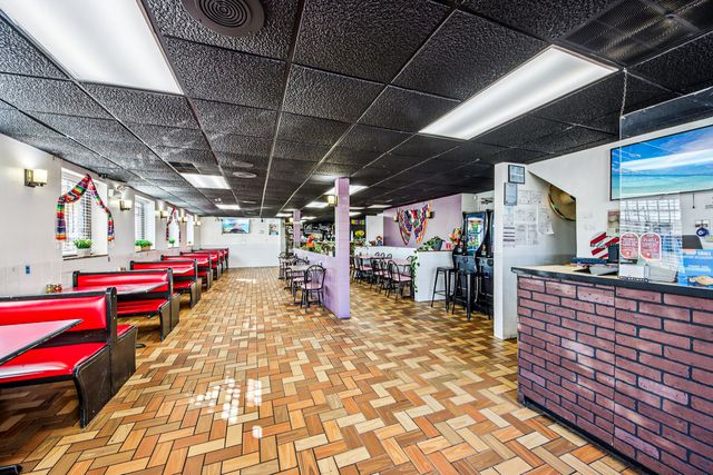5037-39 W Diversey Avenue, Chicago, IL 60639