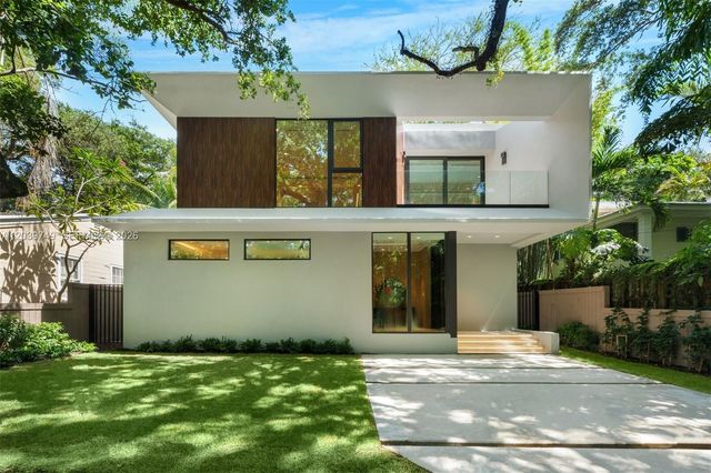 3579 Avocado Avenue, Miami, FL 33133