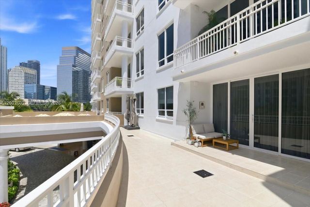 801 Brickell Key Blvd 409, Miami, FL 33131