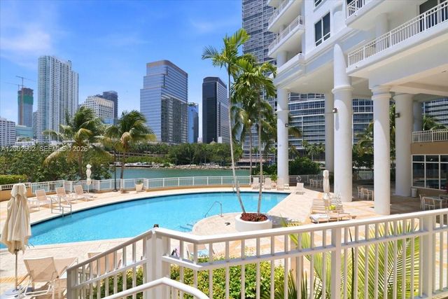 801 Brickell Key Blvd 409, Miami, FL 33131