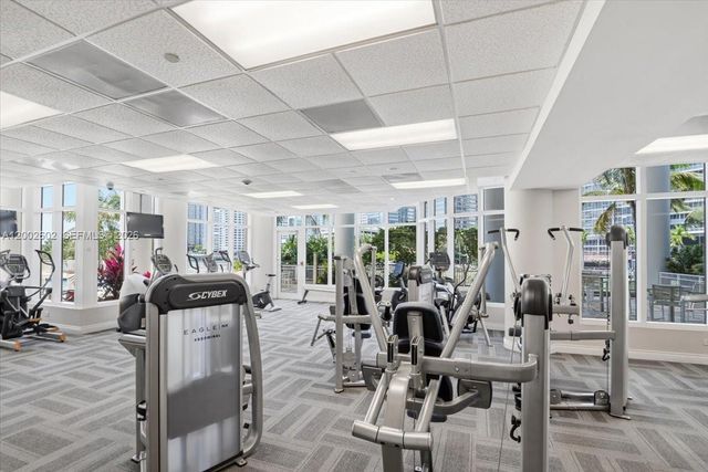 801 Brickell Key Blvd 409, Miami, FL 33131