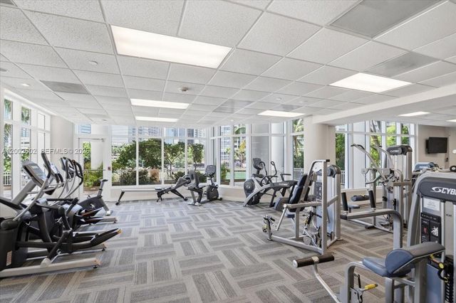 801 Brickell Key Blvd 409, Miami, FL 33131