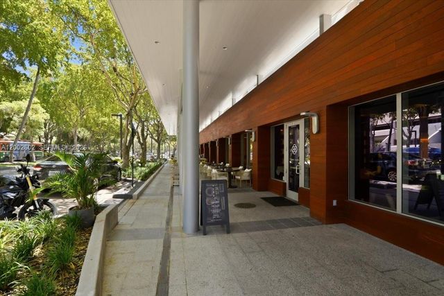 801 Brickell Key Blvd 409, Miami, FL 33131