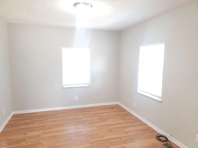 12531 Common Road, Warren, MI 48093