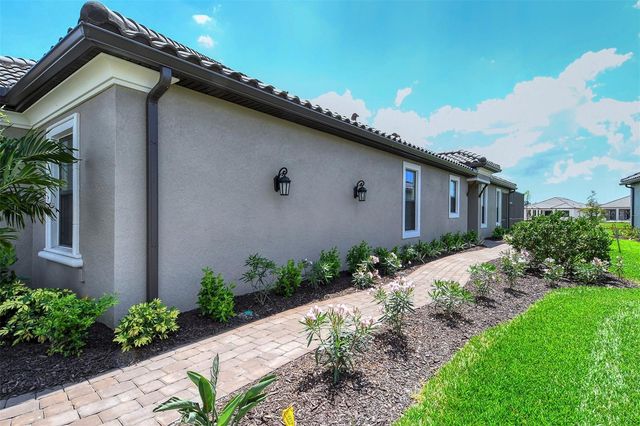 4708 MOTTA COURT, Bradenton, FL 34211