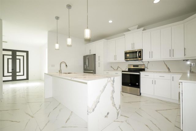 2603 S 70TH STREET, Tampa, FL 33619
