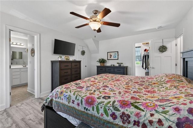 120 Rosedale DR, Moyock, NC 27958