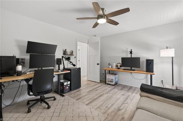120 Rosedale DR, Moyock, NC 27958