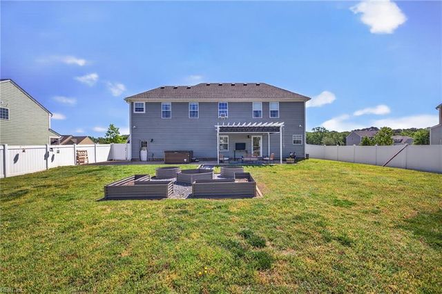 120 Rosedale DR, Moyock, NC 27958