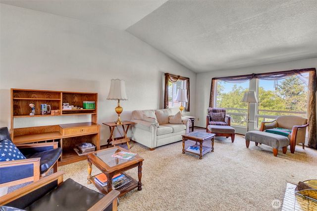 19924 97th Avenue S, Renton, WA 98055