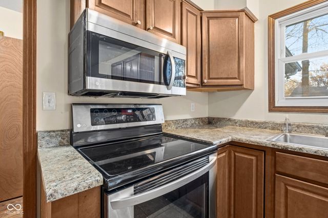 614 Forest Ridge Drive, Noblesville, IN 46060