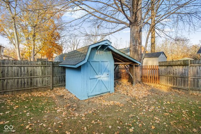 614 Forest Ridge Drive, Noblesville, IN 46060