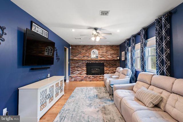 735 CHAMPLAIN DR, King Of Prussia, PA 19406