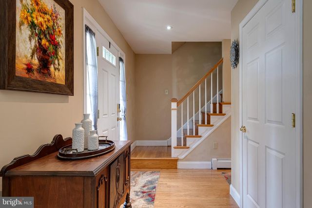 735 CHAMPLAIN DR, King Of Prussia, PA 19406