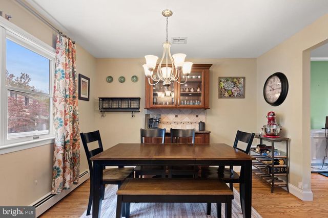 735 CHAMPLAIN DR, King Of Prussia, PA 19406