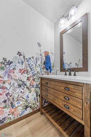 974 50th Avenue W, West Fargo, ND 58078