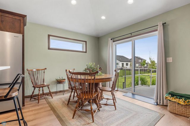 974 50th Avenue W, West Fargo, ND 58078