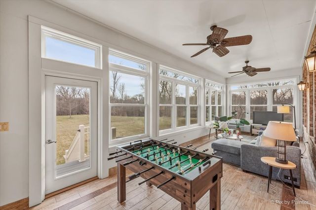 27 W Onwentsia Road, Lake Forest, IL 60045