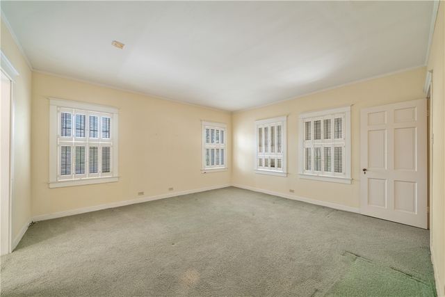 722 W Lee Ave, Kingsville, TX 78363