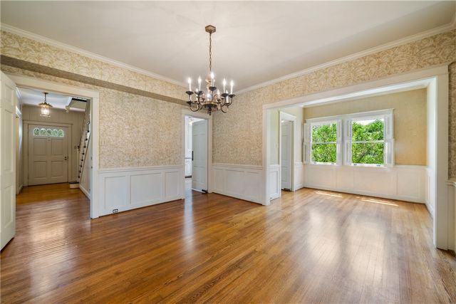 722 W Lee Ave, Kingsville, TX 78363