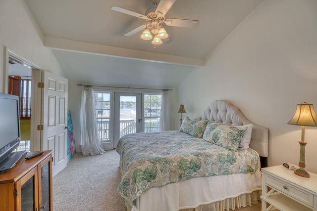 322 Granite Shoals LN, Sunrise Beach, TX 78643