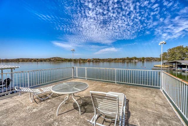 322 Granite Shoals LN, Sunrise Beach, TX 78643
