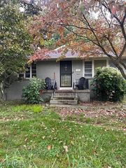 1121 Woodbine, Warren, OH 44484