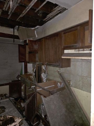 7116 S LAFAYETTE Avenue, Chicago, IL 60621