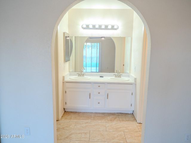5002 E FAIRBROOK Street, Mesa, AZ 85205
