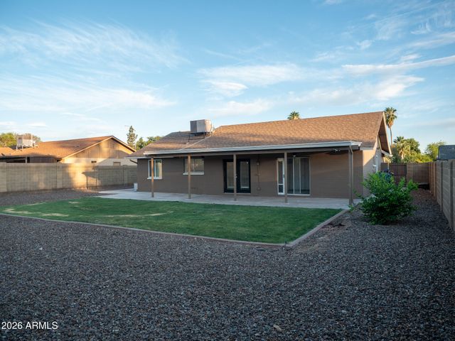 5002 E FAIRBROOK Street, Mesa, AZ 85205