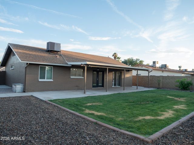 5002 E FAIRBROOK Street, Mesa, AZ 85205