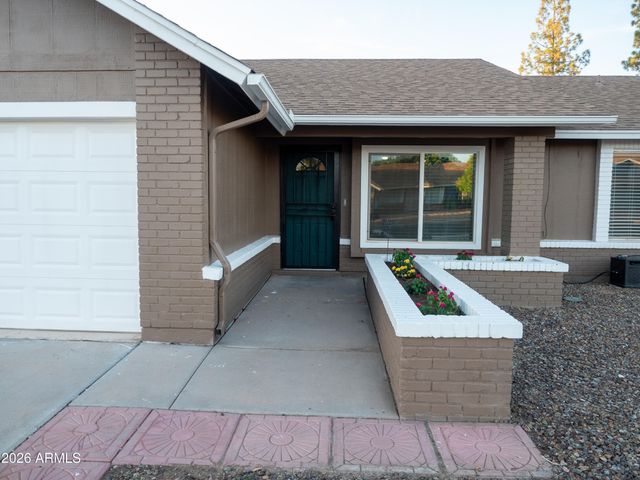5002 E FAIRBROOK Street, Mesa, AZ 85205