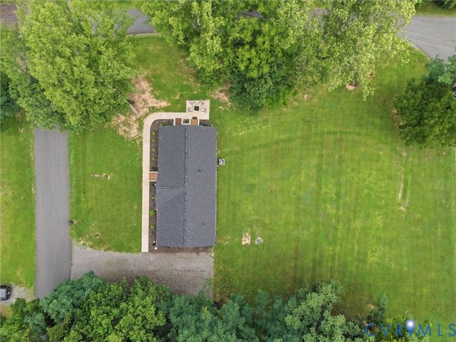 64 Pine Rd, Louisa, VA 23093