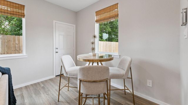 5924 Manning Oaks Street, Houston, TX 77091