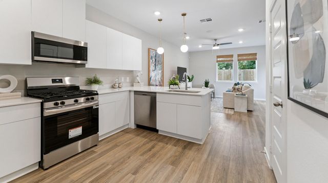 5924 Manning Oaks Street, Houston, TX 77091