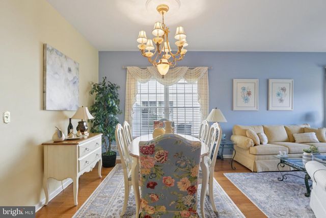 48 SUNSET LN, Columbus, NJ 08022