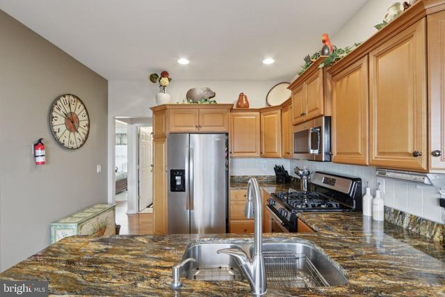 48 SUNSET LN, Columbus, NJ 08022