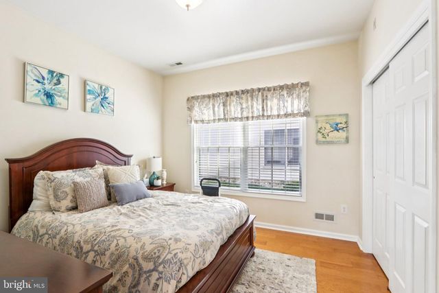 48 SUNSET LN, Columbus, NJ 08022