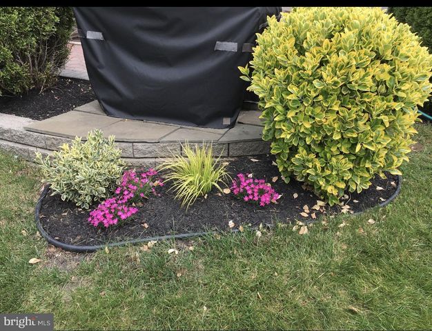 48 SUNSET LN, Columbus, NJ 08022