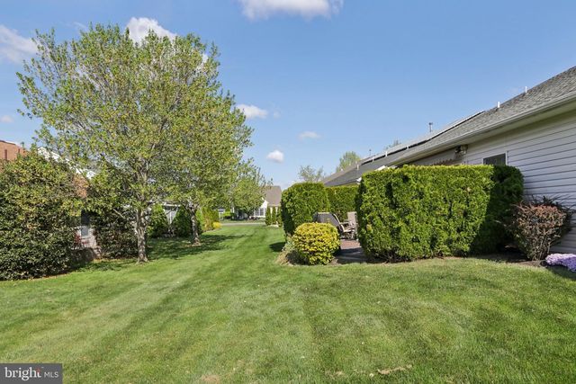 48 SUNSET LN, Columbus, NJ 08022