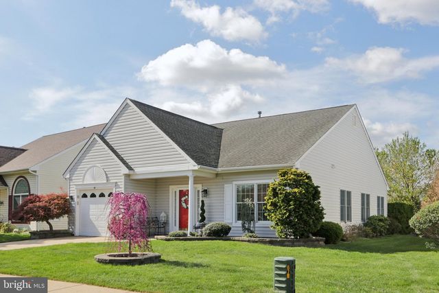 48 SUNSET LN, Columbus, NJ 08022