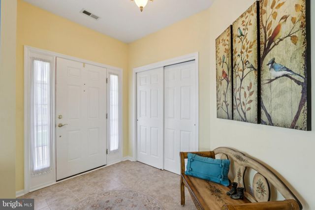 48 SUNSET LN, Columbus, NJ 08022