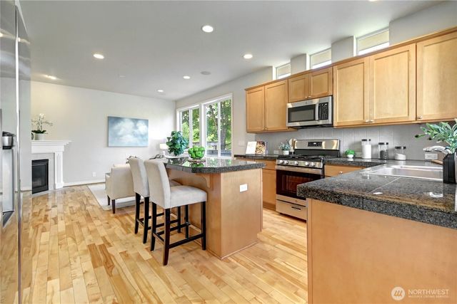 6659 191st Place NE, Redmond, WA 98052