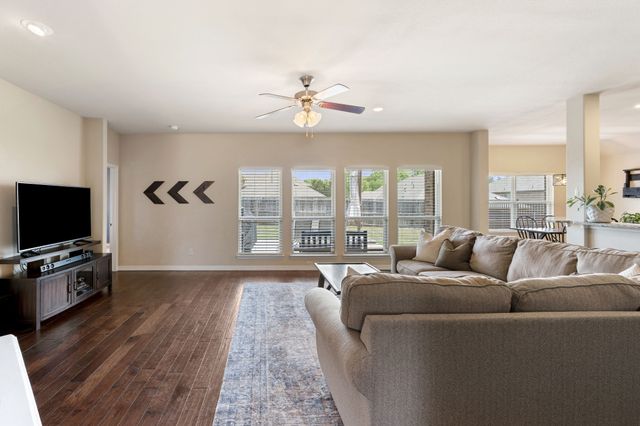 5130 Crawfish Lane, Garland, TX 75043