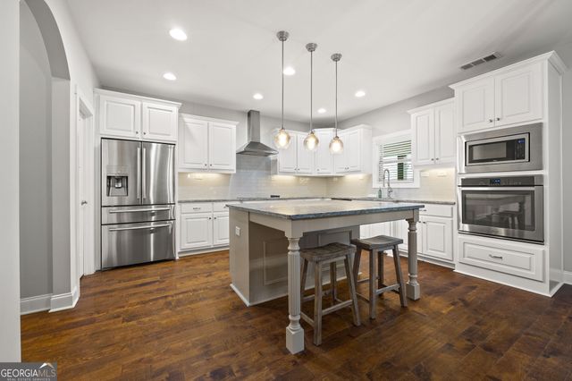 100 Woolsey Park Drive, Fayetteville, GA 30215
