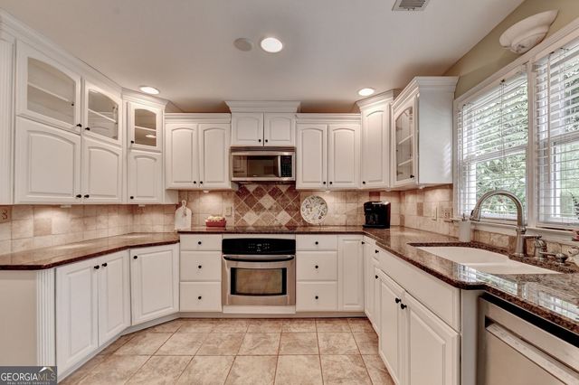 719 Flowers Crossing, Lawrenceville, GA 30044