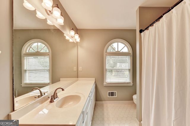 719 Flowers Crossing, Lawrenceville, GA 30044