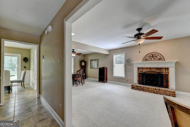 719 Flowers Crossing, Lawrenceville, GA 30044
