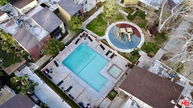 18350 Hatteras Street 253, Tarzana, CA 91356