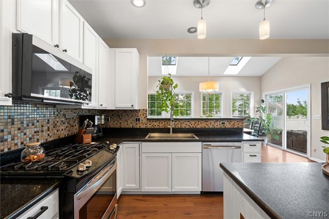 8605 Lydia Lane, Cicero, NY 13039
